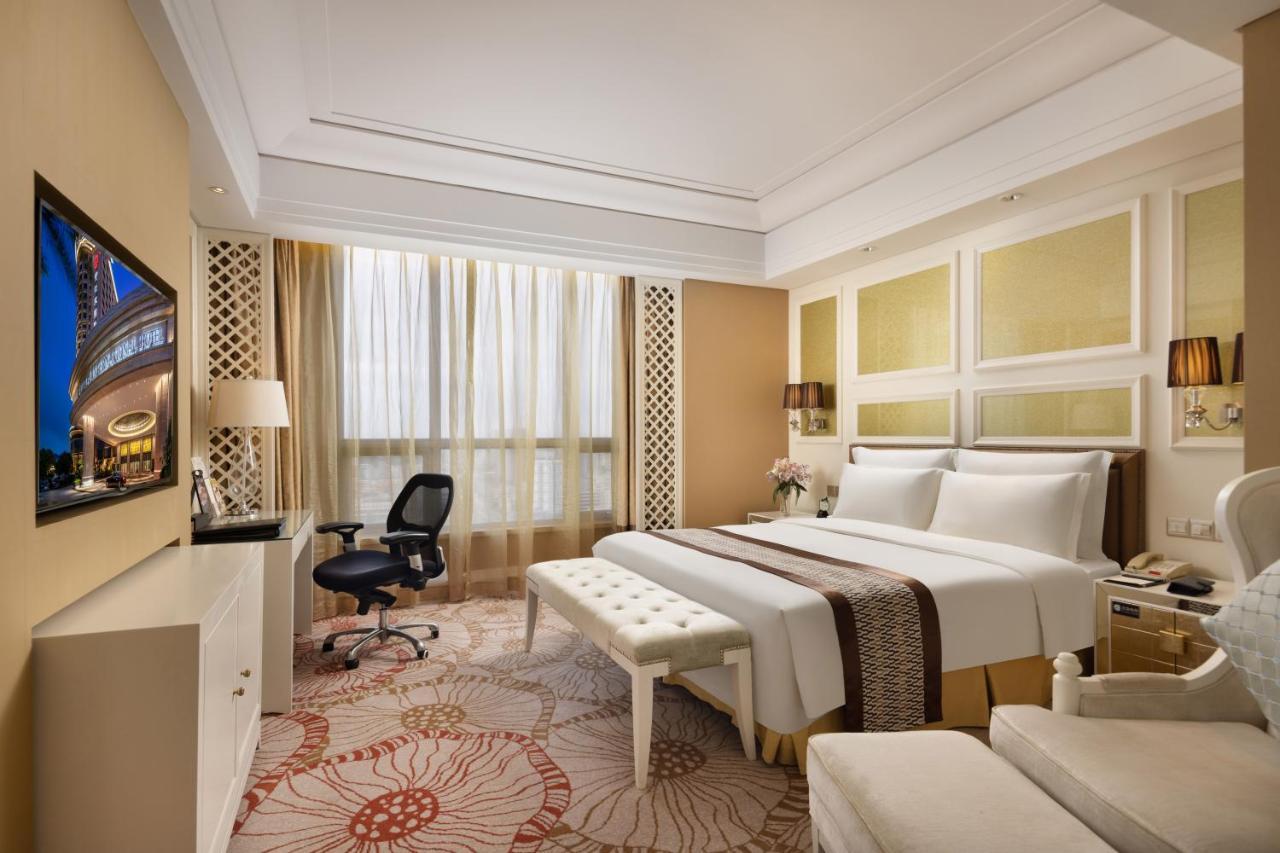 Shenzhen Baolilai International Hotel Exterior photo